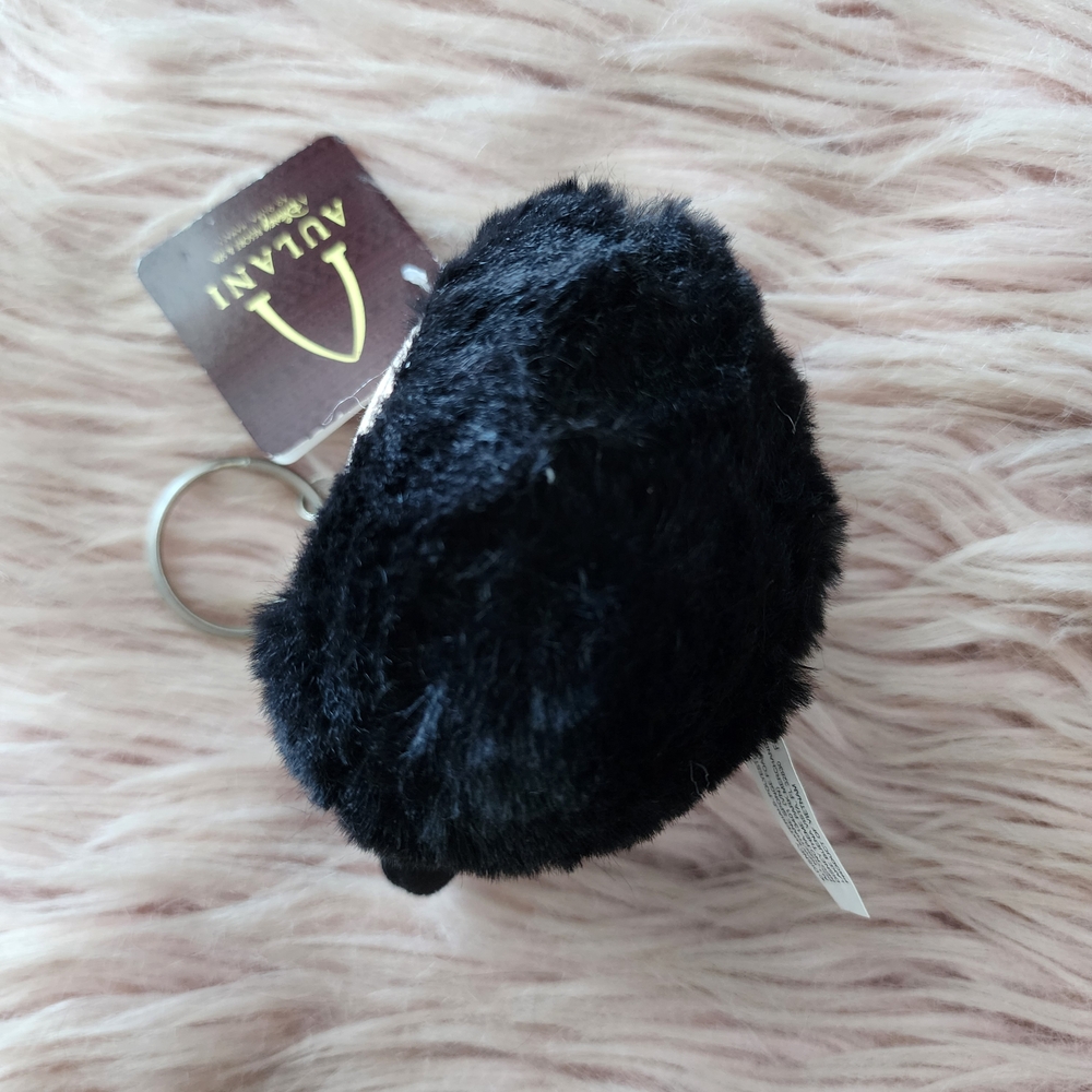 Disney Aulani Minnie Mouse Plush Keychain Hawaii Pom Pom - Picture 5 of 9